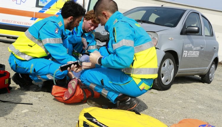 Immobilizzazione di emergenza e interventi in caso di trauma: cosa fare? | Emergency Live 5