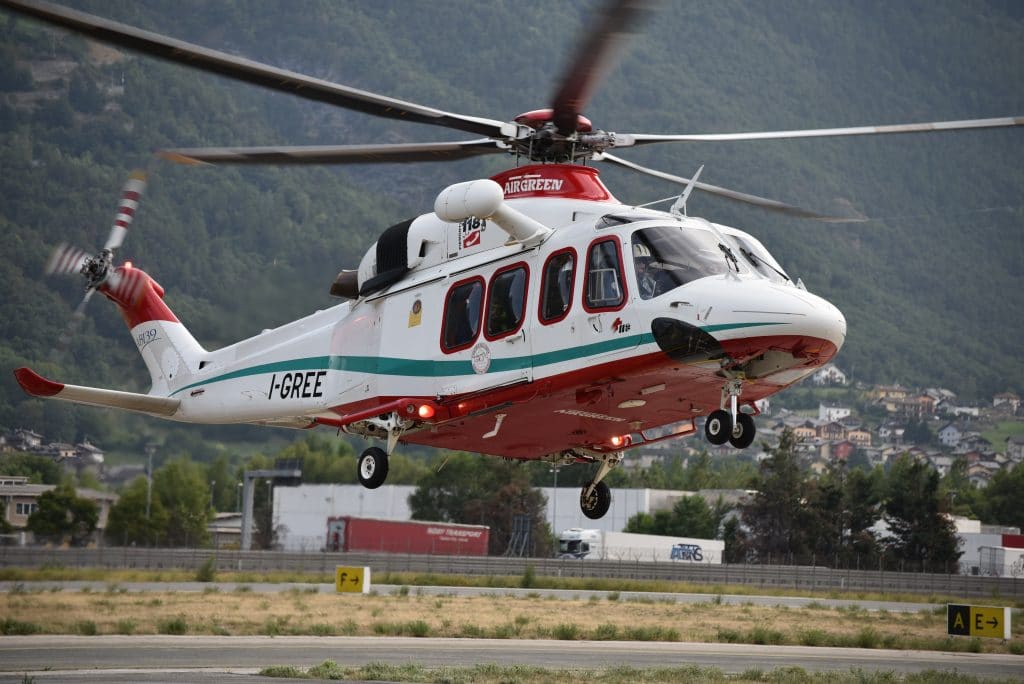 Buongiorno Sierra-Alpha 1! In volo con l'elisoccorso Valdostano | Emergency Live 23