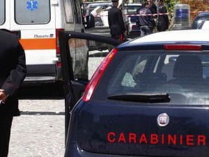 Carabinieri-ambulanza