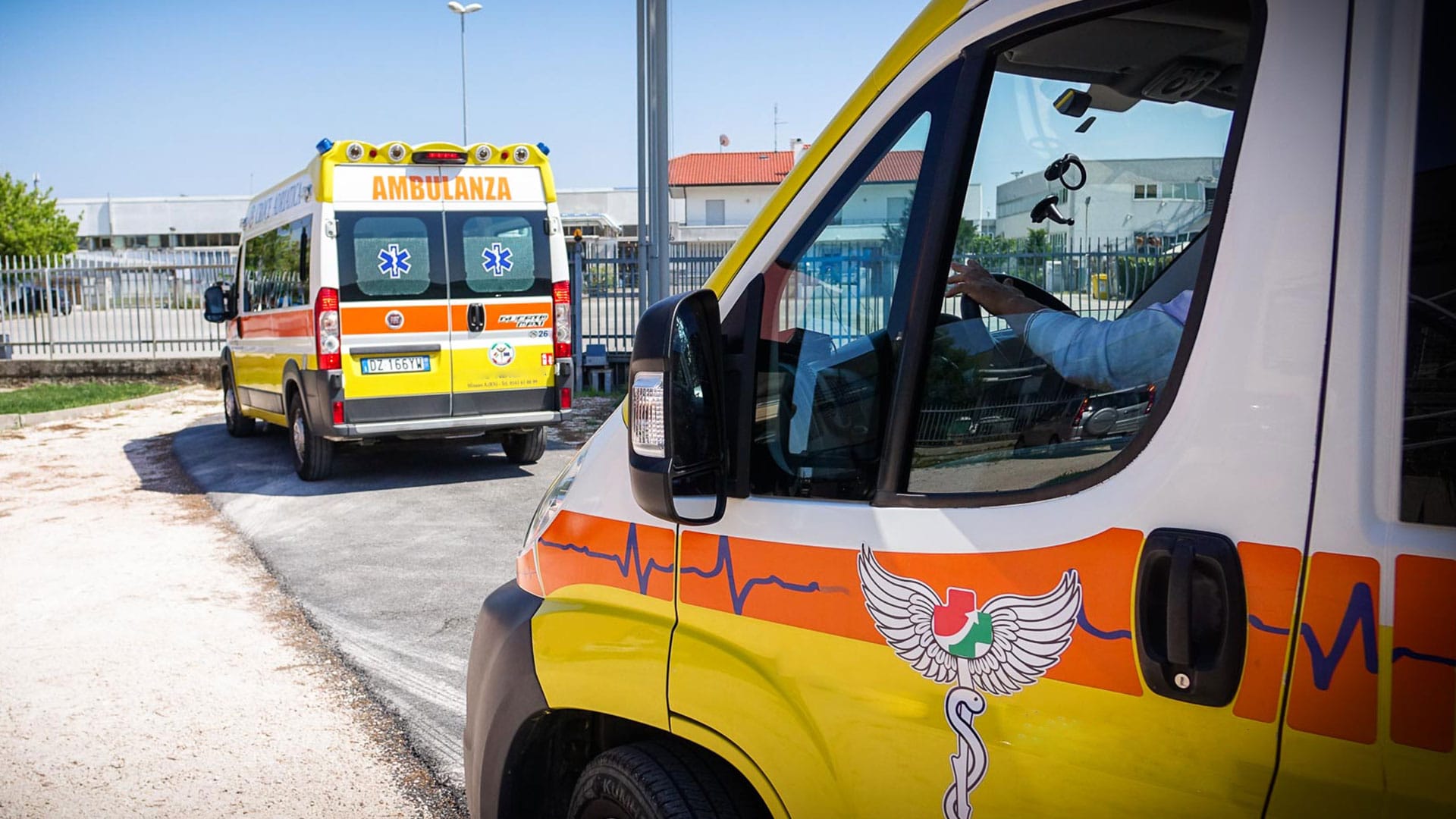 Emergenza e ambulanze a San Marino, cosa è successo al confine con le Marche? | Emergency Live 1