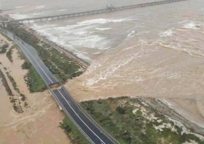 Maltempo in Sardegna - Una donna è dispersa e un ponte crolla | Emergency Live 2