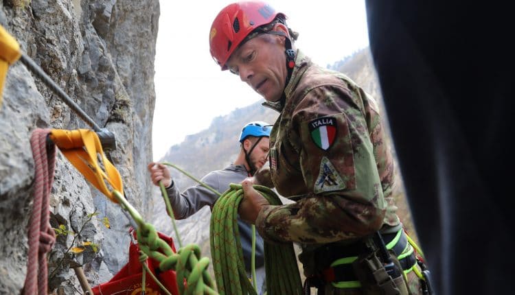 Addestramento per il Soccorso Alpino: guarda le foto da Saved Souls 2018 in Kosovo con gli Alpini | Emergency Live 7