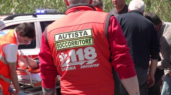 Autista soccorritore, professionisti e volontari pronti a dialogare per il bene del paziente | Emergency Live 7