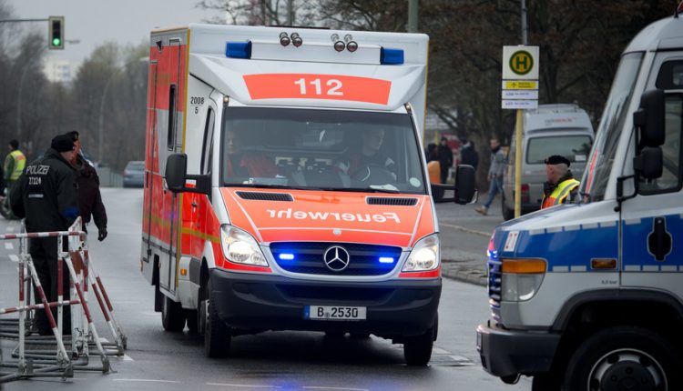 Ambulanze, stop alla guida senza patente C1 | Emergency Live