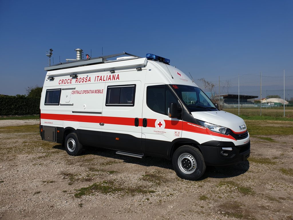 Emergenza E Protezione Civile Veio Fundar A Centrale Operativa Mobile Della Cri Di Milano Emergency Live