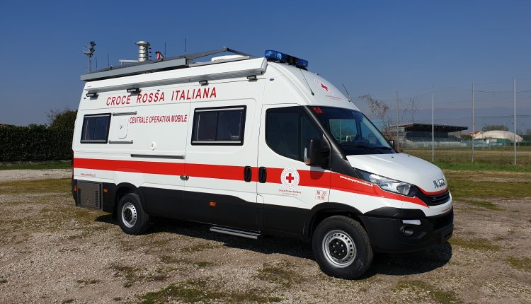 Emergenza e Protezione Civile, come funziona la Centrale Operativa Mobile della CRI di Milano? | Emergency Live 15