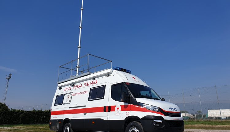 Emergenza e Protezione Civile, come funziona la Centrale Operativa Mobile della CRI di Milano? | Emergencia en vivo 11