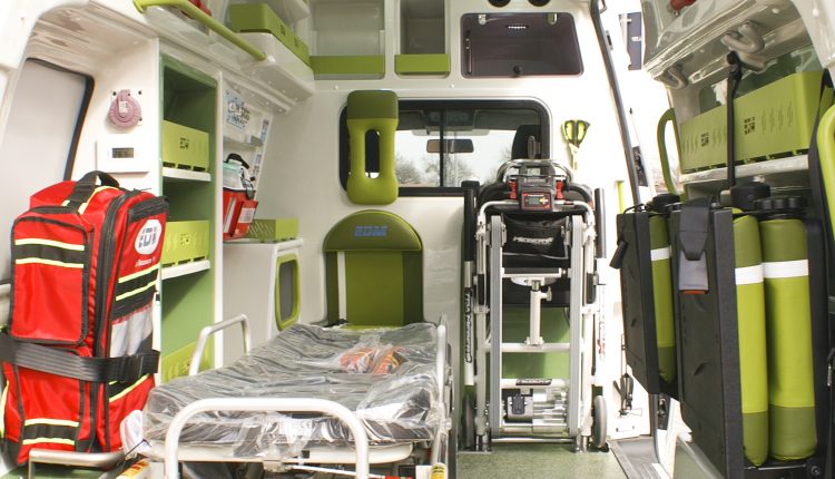 E tu, compri ancora l'ambulanza? | Emergency Live 4