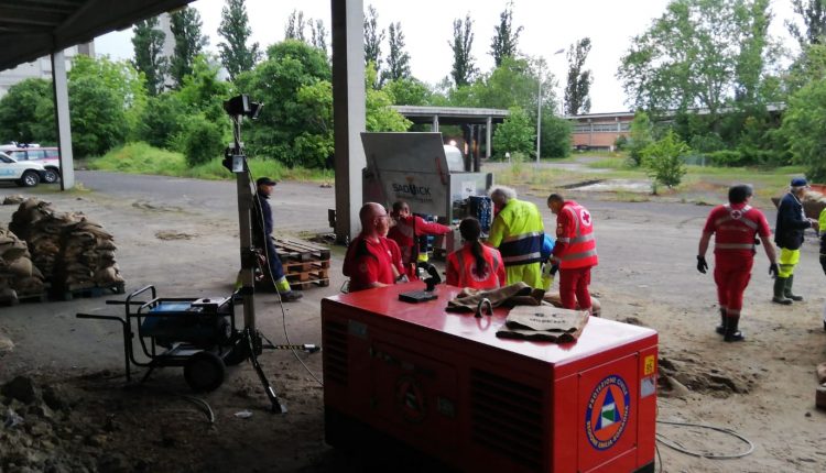 Volontari delle Misericordie toscane in Emilia per l’allerta rossa sui fiumi | Emergency Live 4