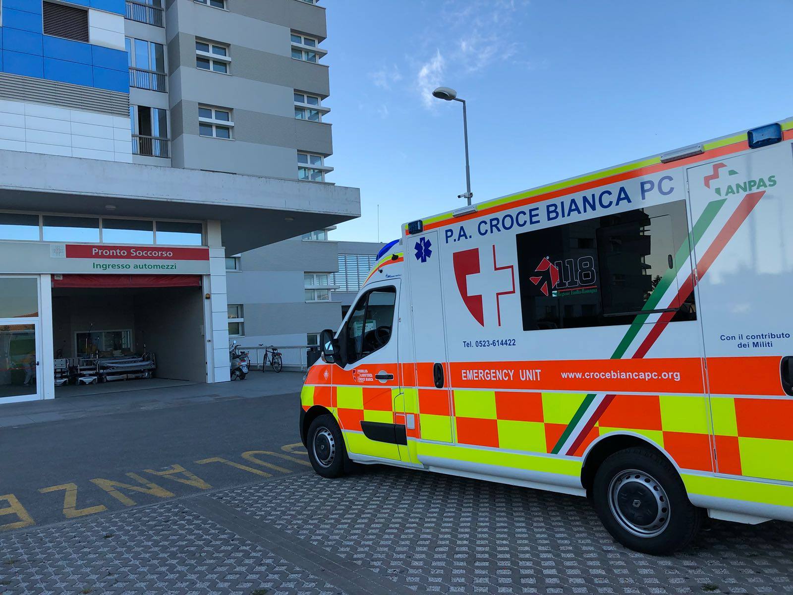 Autoambulanze, Cellula su telaio: Soluzione o Problema? | Emergency Live 4
