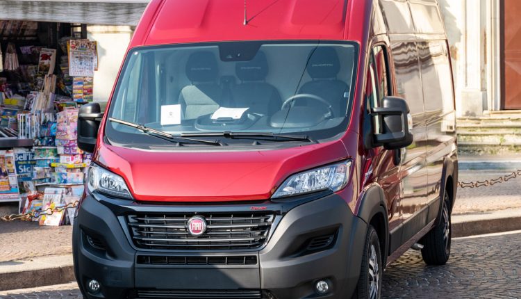 Fiato Ducato Fiat Ducato furgone rosso