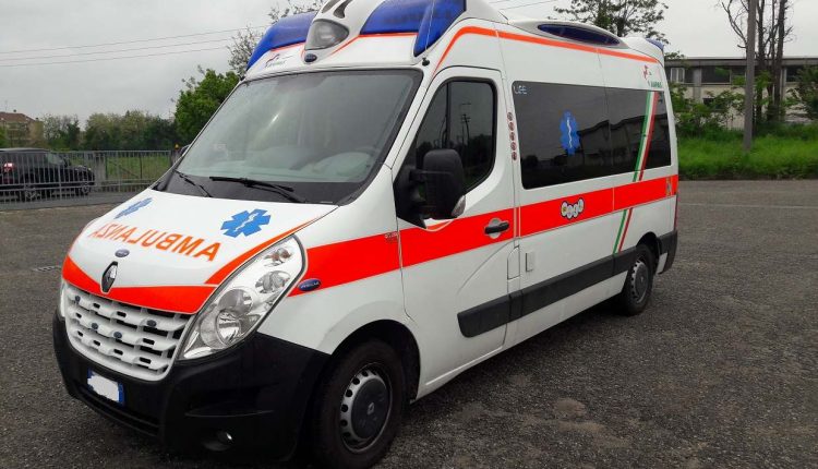 L'ambulanza in pronta consegna secondo Olmedo Ambulance Division | Emergency Live 9