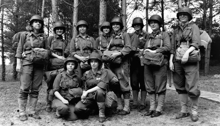 Celebrare le donne in uniforme tutti i giorni, non solo l'8 marzo | Urgence en direct 4