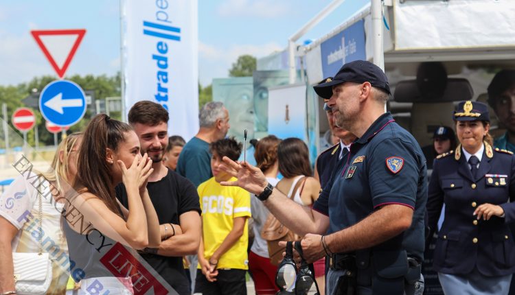 Esodo, guida corretta e sicurezza: Polizia Stradale e l'impegno per ridurre gli olayları | Acil Durum Canlı 11