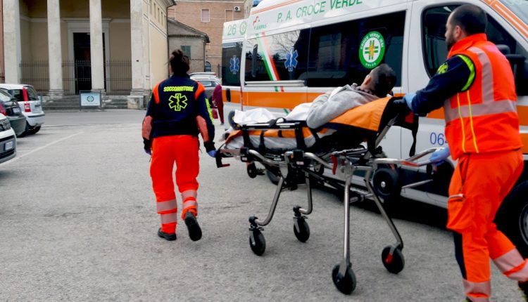 Ti serve una ambulanza? Ecco cosa devi sapere | Emergency Live
