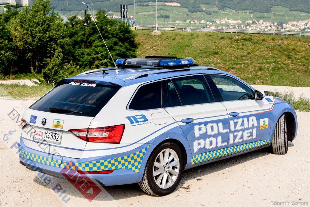 Skoda Fabia Superb Polizia Stradale A22 Brennero Modena