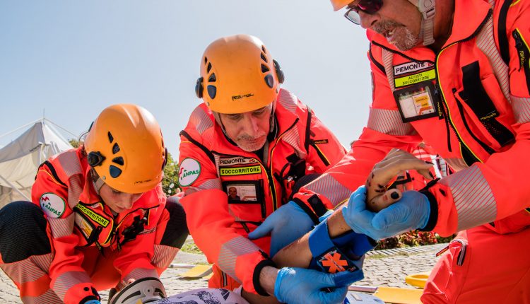 50 anni di passione, Verbania in festa per la Croce Verde | Emergency Live 4
