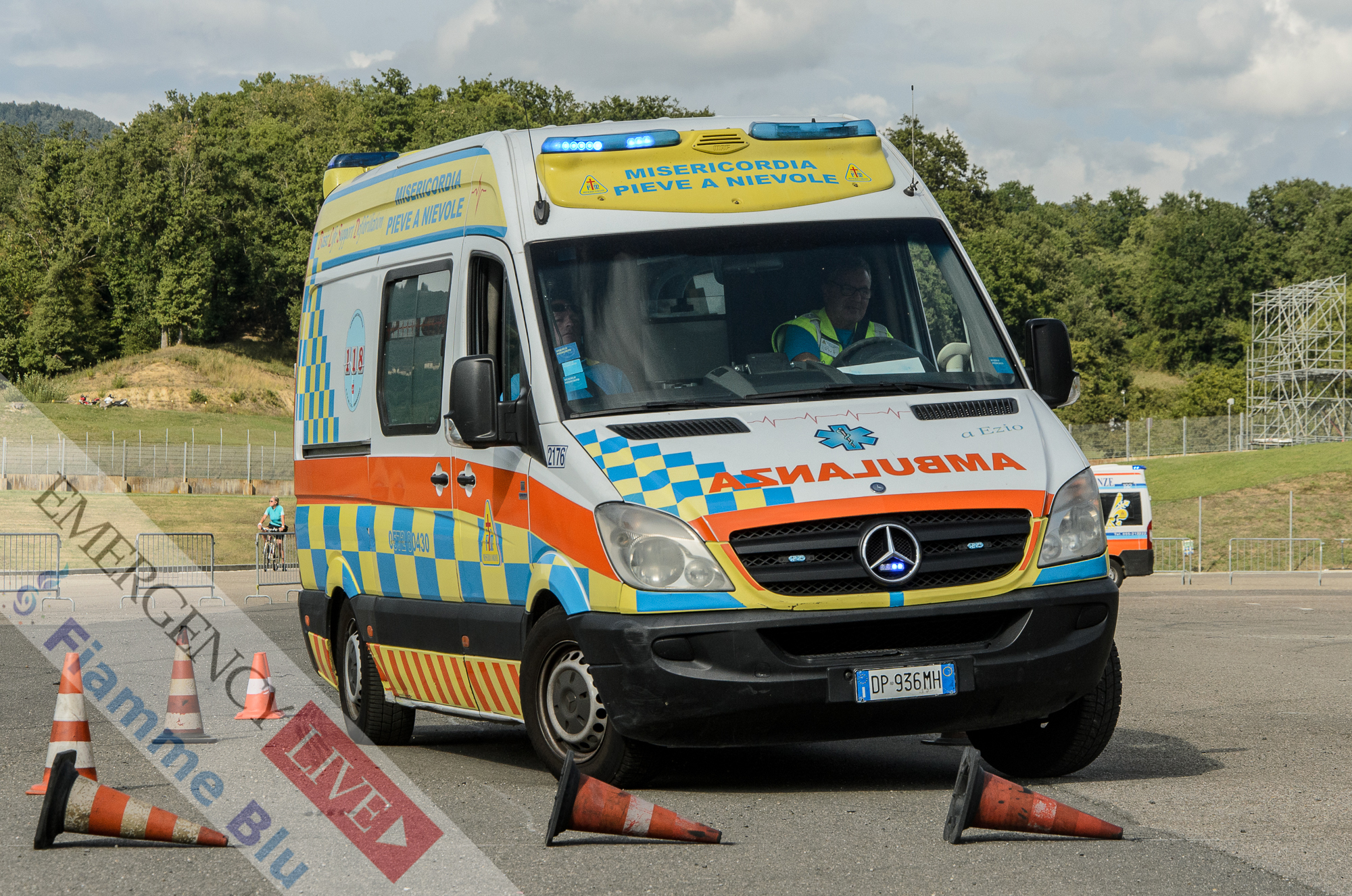 Misericordie Toscane: ambulanze in pista al Mugello | Emergency Live 10