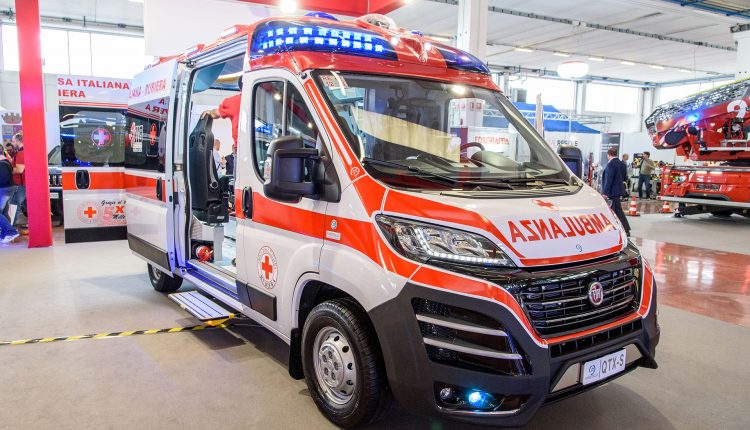 Come saranno le nuove ambulanze Fiat Ducato MY 2020? | Emergency Live 17