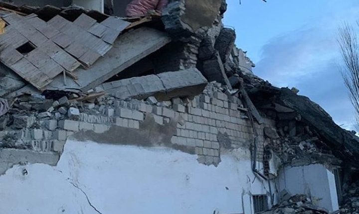 Terremoto in Albania, Protezione Civile e SAR in azione. Centinaia i dispersi | Emergency Live 4