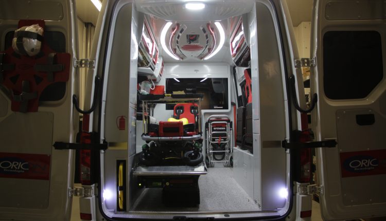 Emilia-Romagna bölgesindeki Una nuova ambulanza per i servizi ECMO | Acil Durum Canlı 4