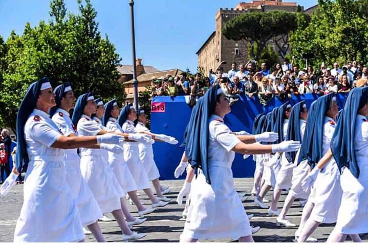Il volontariato in Ospedale: Croce Rossa al DEA del Campus bio-medico di Roma | Emergency Live