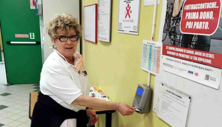 Autisti soccorritori, il 118 di Ferrara saluta Catia Caselli: al servizio degli altri dal 1979 | Emergency Live