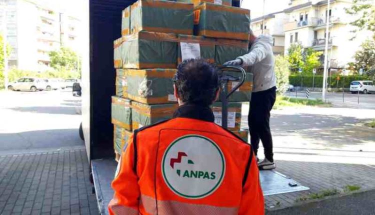 ANPAS e coronavirus: in distribuzione 100mila mascherine per i propri volontari | Emergency Live