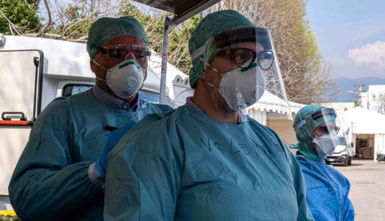 Coronavirus, Inail: “Denunciati più di 28mila contagi sul posto di lavoro” | Emergency Live