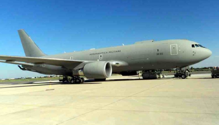 Coronavirus, KC-767A dell’Aeronautica Militare in volo per rimpatriare italiano positivo in Guinea Equatoriale | Emergency Live
