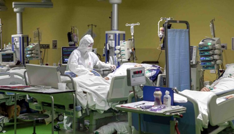 Coronavirus, INPS diffonde dati marzo e aprile: Bergamo, Brescia, Cremona, Lodi e Piacenza +200% di decessi | Emergency Live