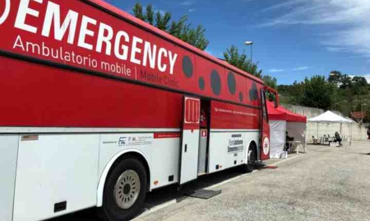 Covid-19, Emergency attiva nelle Marche un polibus per il supporto psicologico di operatori, guariti e familiari | Emergency Live