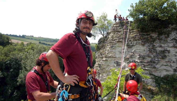 Vigili del Fuoco lutto, il COVID-19 ile ilgili olarak Lorenzo Facibeni: yalnız 52 anni | Acil Durum Canlı 5