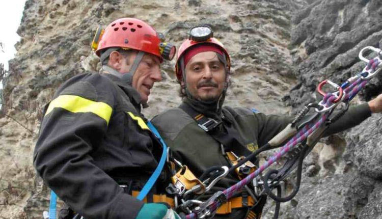 Vigili del Fuoco lutto, il COVID-19 ile ilgili olarak Lorenzo Facibeni: yalnız 52 anni | Acil Durum Canlı 10