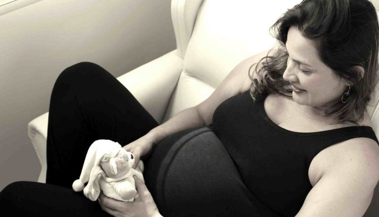Gravidanza: per le future mamme positive al coronavirus la miglior scelta è il parto naturale | Emergency Live