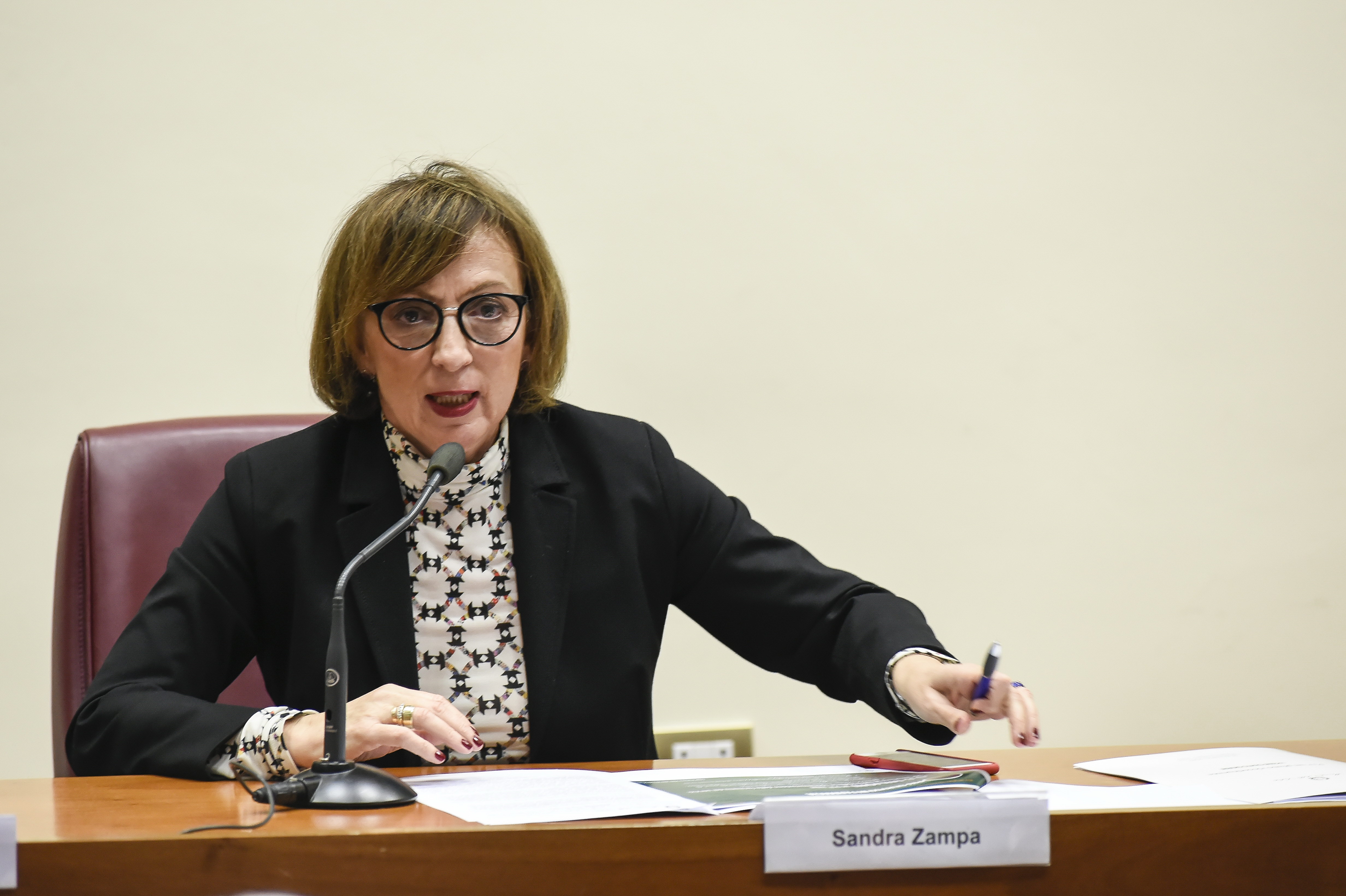 Coronavirus, la sottosegretaria al Ministero della Salute Sandra Zampa: “Pronti a eventuale seconda ondata” | Emergency Live