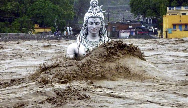 India, tempesta di fulmini: più di 100 persone uccise in due giorni d’inferno | Emergency Live