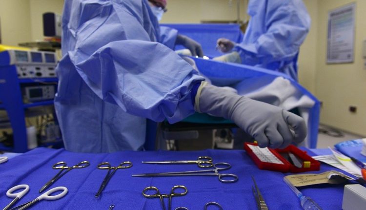 COVID-19, Fase 3 è anche prova costume. Il chirurgo plastico: “liposuzione e rinoplastica gli interventi più richiesti ora” | Emergency Live