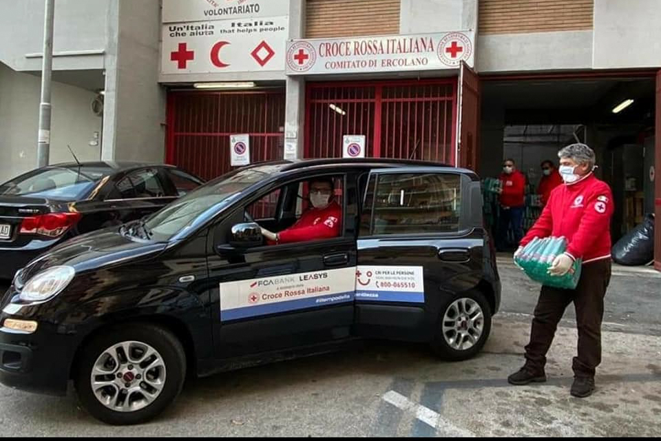 Ritrovata automobile CRI rubata al Comitato di Ercolano: serviva nel supporto ai più deboli colpiti dal COVID-19 | Emergency Live