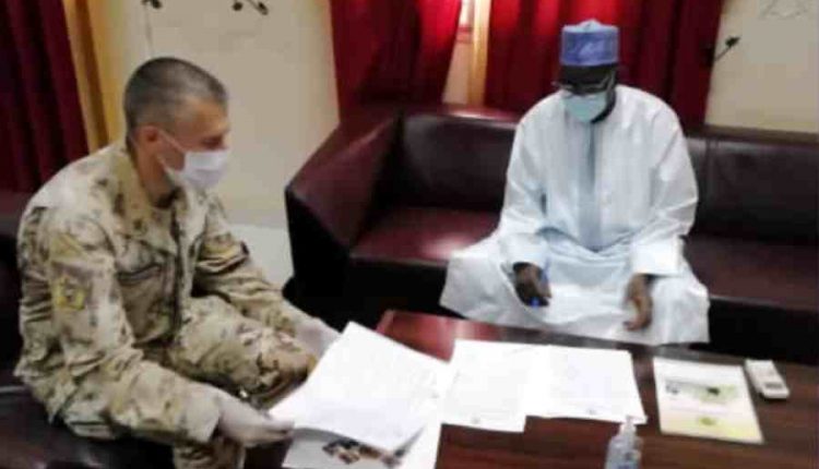 Missione in Niger: il contingente italiano dona 40mila mascherine per la lotta al COVID-19 | Emergency Live