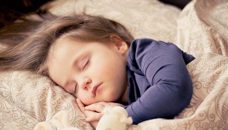 Bambini e sonno, sei cose da sapere: l’intervista al neuropsichiatra infantile del Sant’Andrea di Roma | Emergency Live