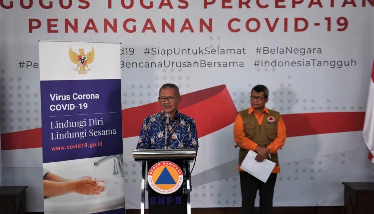 Indonesia, COVID-19 colpisce duramente: a preoccupare sono le morti rapide di soggetti asintomatici | Emergency Live