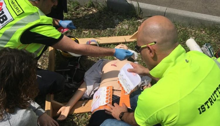 118 ed infermieri, ha compiuto un anno la Società Italiana di Emergenza Territoriale: tanti auguri, SIIET! | Emergency Live