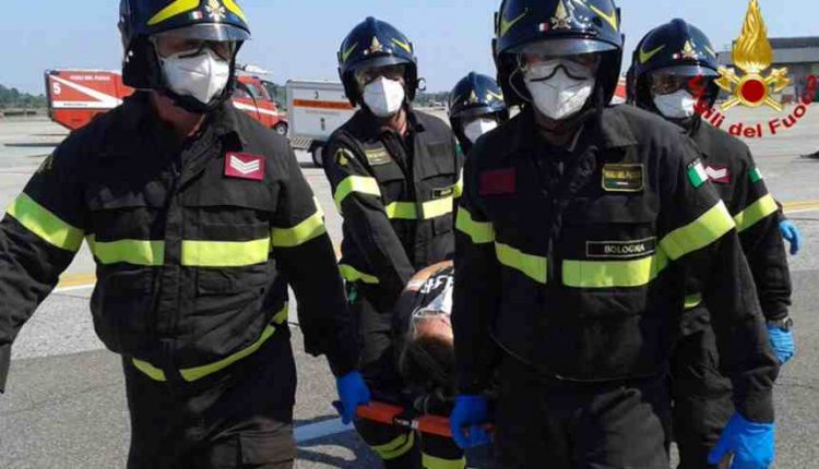 Sicurezza negli aeroporti, simulazione di incidente aereo: esercitazione “full scale” al Marconi di Bologna | Emergency Live 2