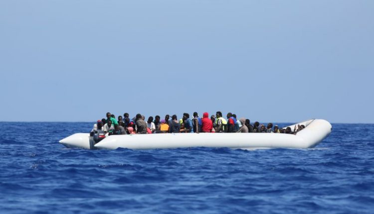 Migranti in fuga dall’Africa passando per le Canarie: la nuova rotta fa strage | Emergency Live