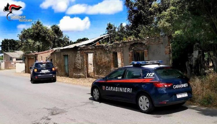 Reggio Calabria, false dichiarazioni su buoni spesa Covid: Carabinieri segnalano 86 persone | Emergency Live