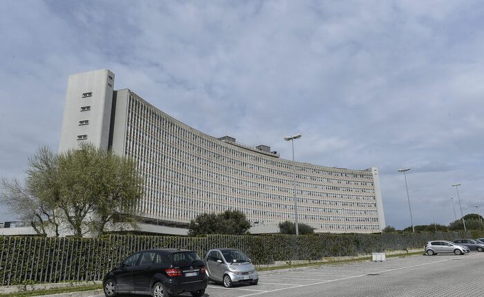 Tumori dell’apparato uro-genitale, all’azienda ospedaliero-universitaria Sant’Andrea un team multidisciplinare | Emergency Live