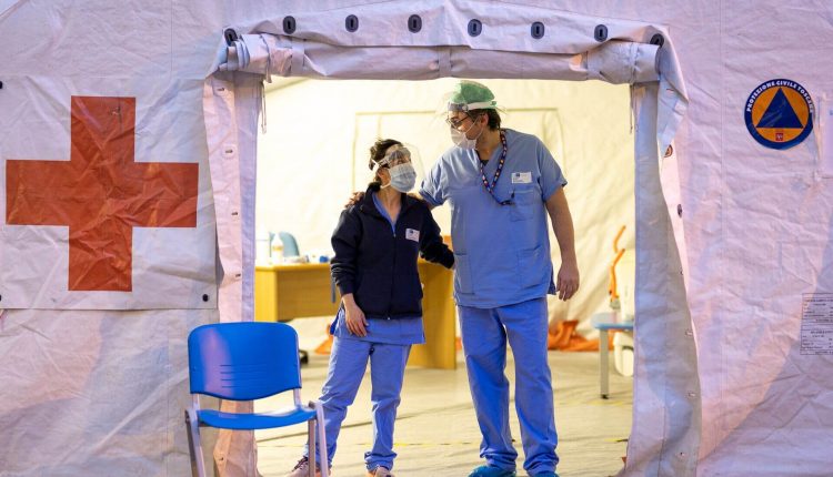 #NoiConGliInfermieri, Il fondo di solidarietà FNOPI per gli infermieri prorogato a giugno 2021 | Emergency Live