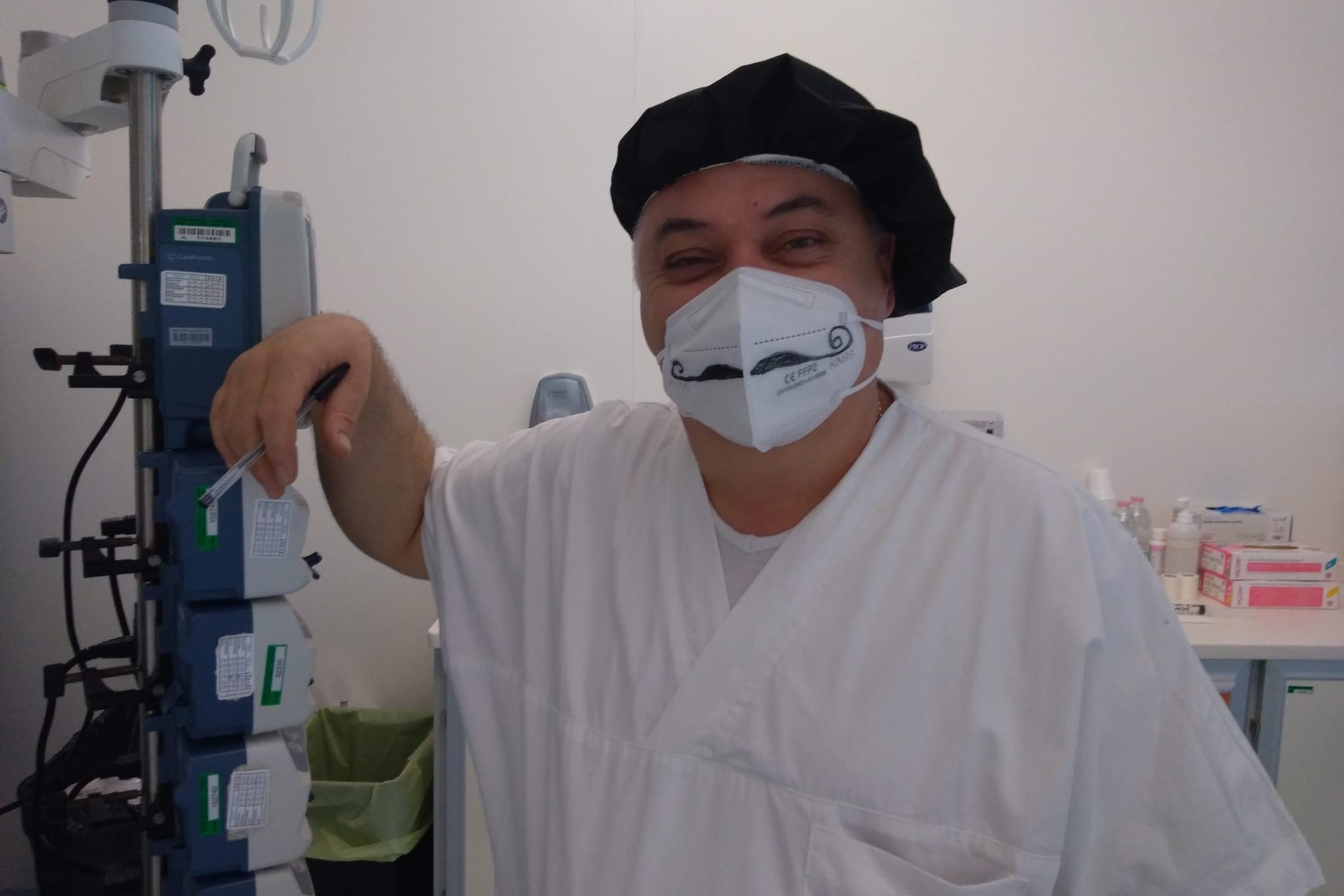 Il coronavirus uccide un altro infermiere: perde la vita a Bologna Sergio Bonazzi, a lui intitolata la Covid Intensive Care | Emergency Live 1