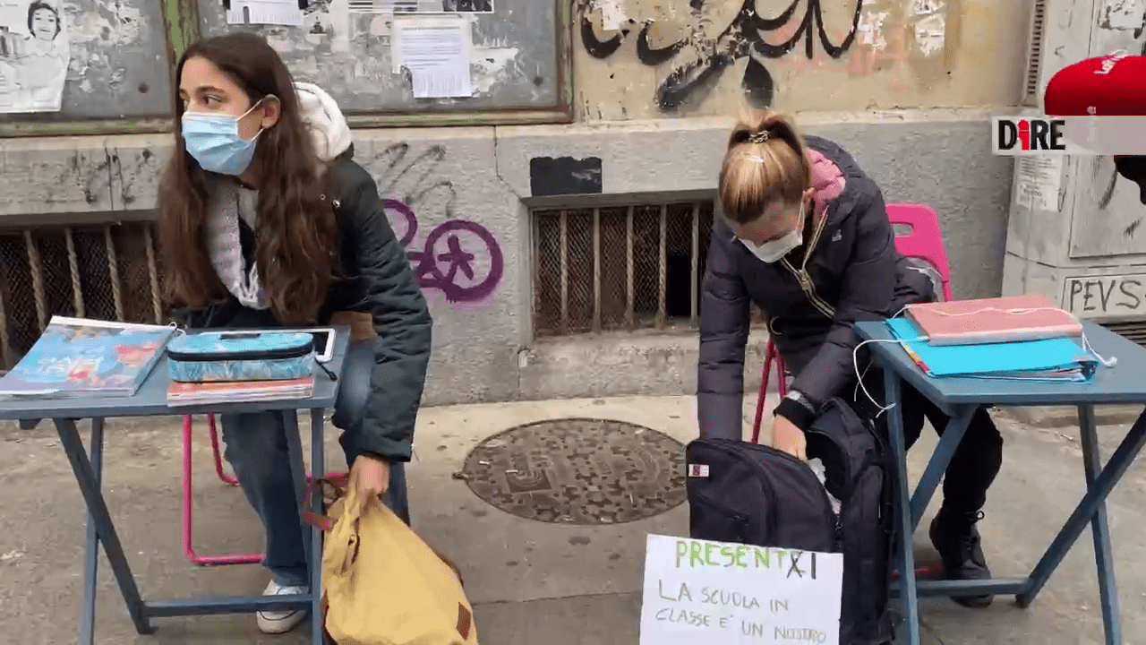 COVID-19 nelle scuole: in Emilia-Romagna 838 contagi in una settimana, 4.614 Covid+ dal ritorno nelle aule | Emergency Live